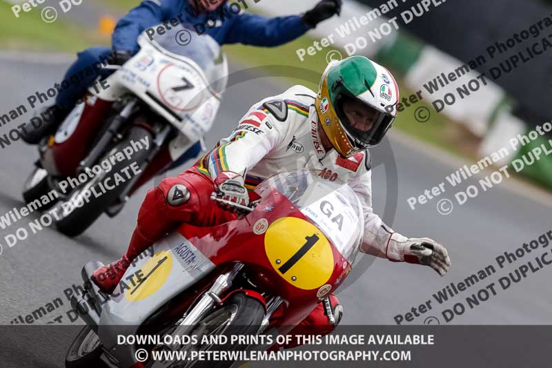 Vintage motorcycle club;eventdigitalimages;mallory park;mallory park trackday photographs;no limits trackdays;peter wileman photography;trackday digital images;trackday photos;vmcc festival 1000 bikes photographs